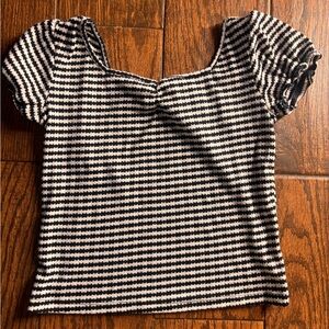 RSQ Black and White Patterned Crop Top